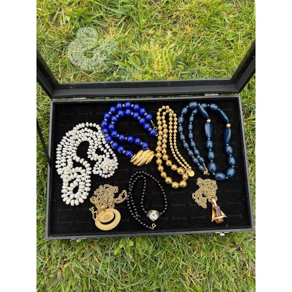 Vintage SIGNED Necklaces Lot - Picture 10 of 10